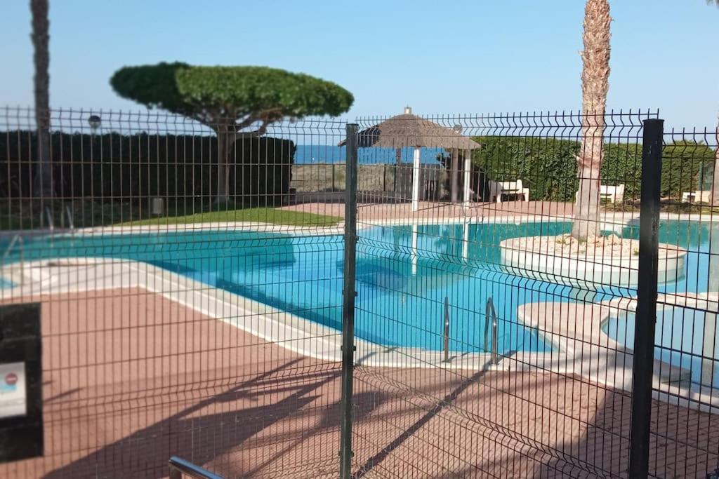 1ª Linea Del Mar 2 Habitaciones 2 Banos, Parking Subterraneo Incluido, Mascotas Кампелло Экстерьер фото