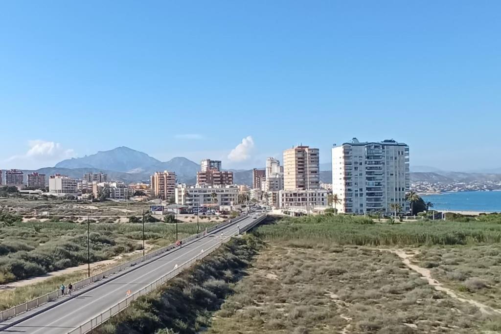 1ª Linea Del Mar 2 Habitaciones 2 Banos, Parking Subterraneo Incluido, Mascotas Кампелло Экстерьер фото